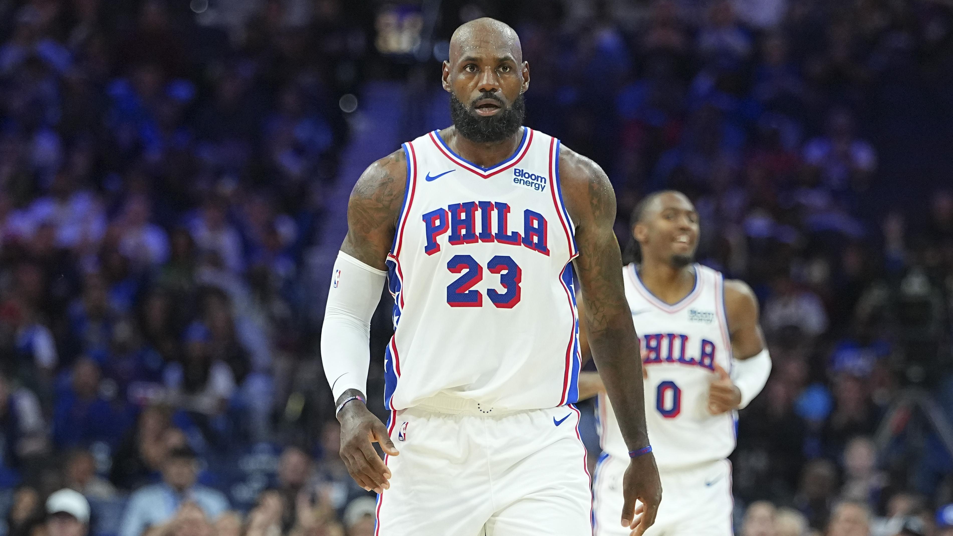 LeBron James' Use of Fanatics Helicopter Addressed by Adam Silver Ahead of 76ers Debut